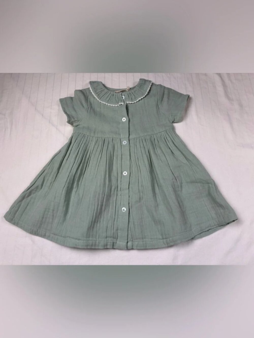 Cyrillus 12 month baby girl Sage Green Button-Front Dress Peter Pan